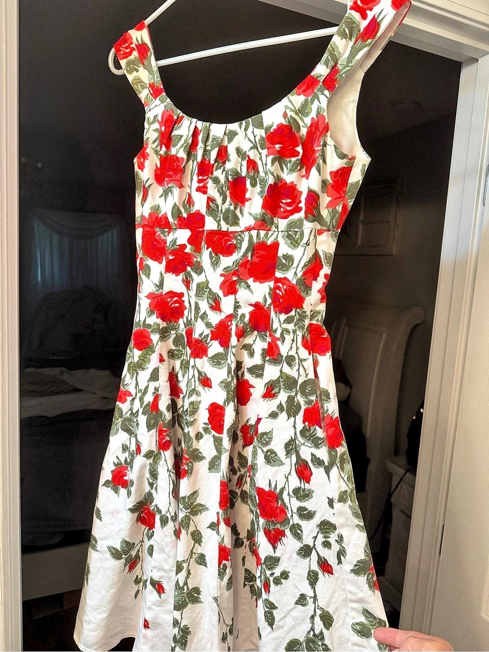 New Directions Floral Midi Dress in White & Red Size 4 Like New